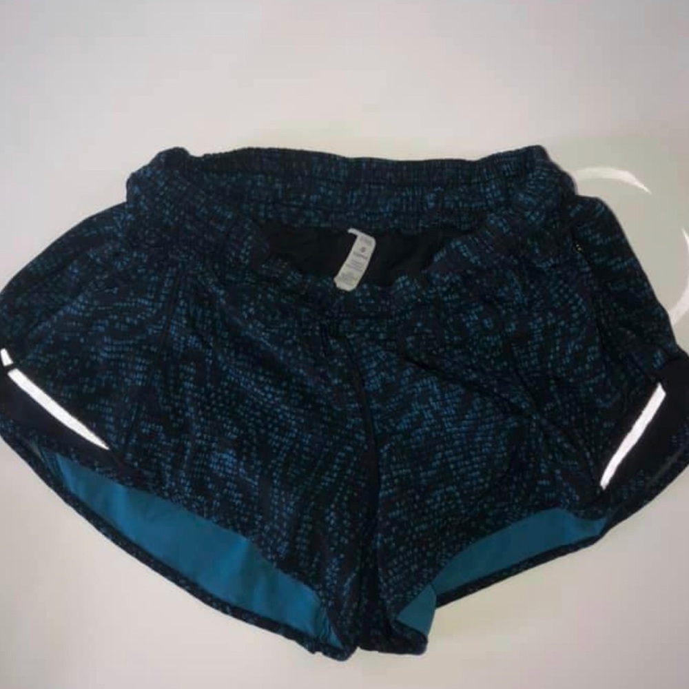 Rare Pattern Lululemon Hotty Hotty Shorts!